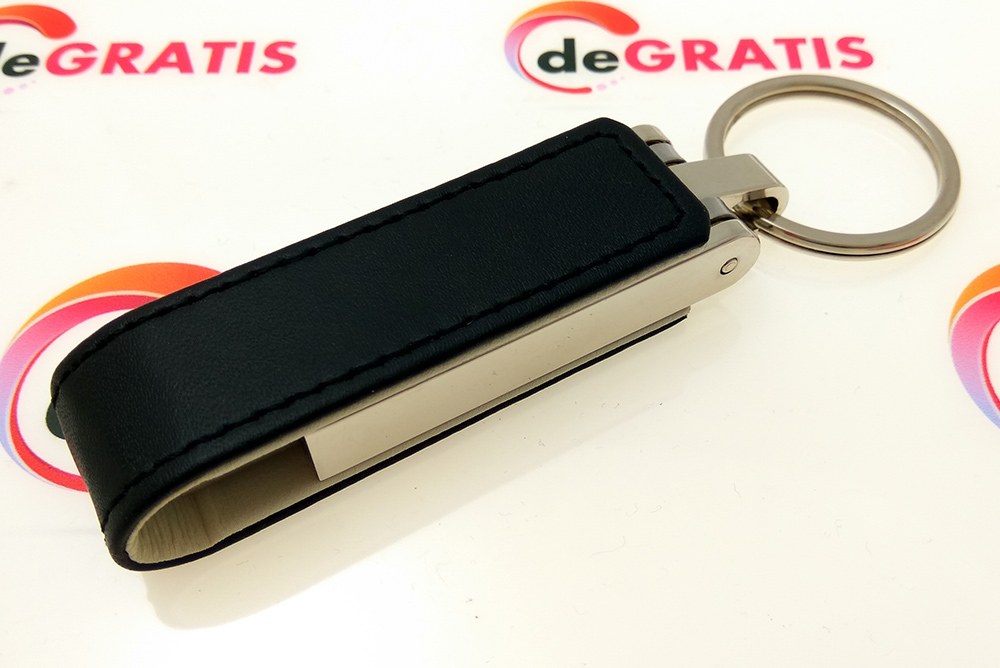 Pendrive personalizable con cuero y cierre magnético 